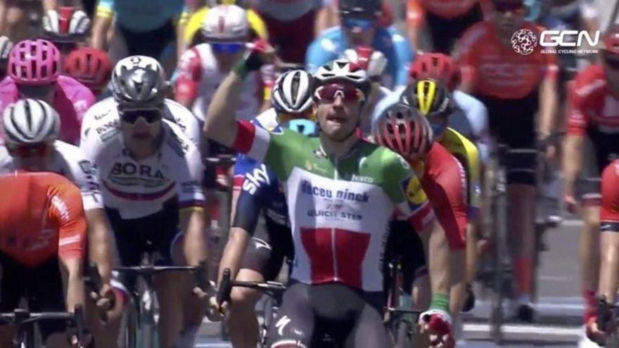 El italiano Viviani gana al esprint en Australia