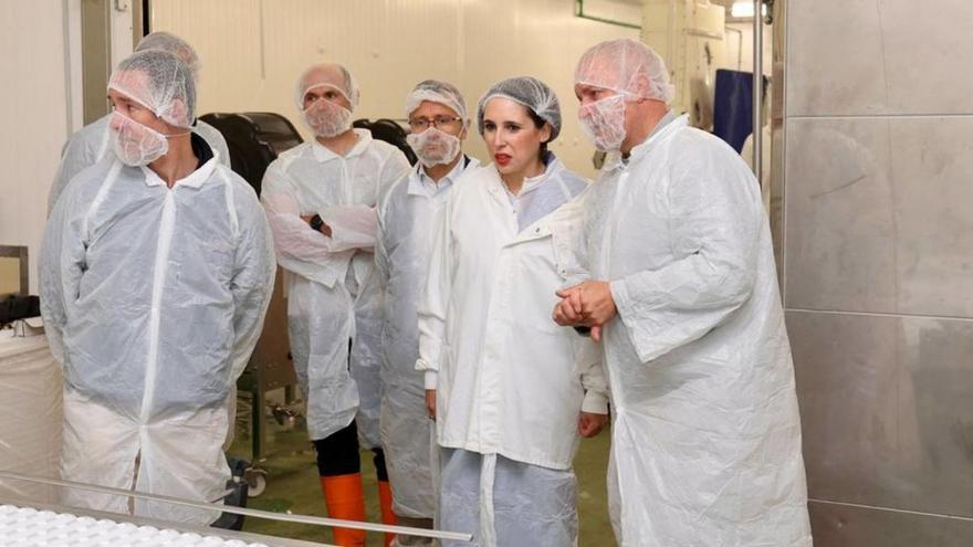 La conselleira Lorenzana, ayer en Stolt Sea Farm. | FdV