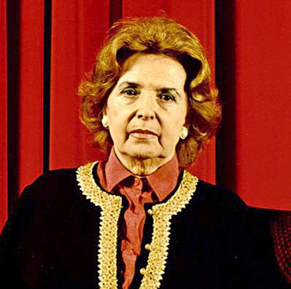 Doce letras con nombre de mujer