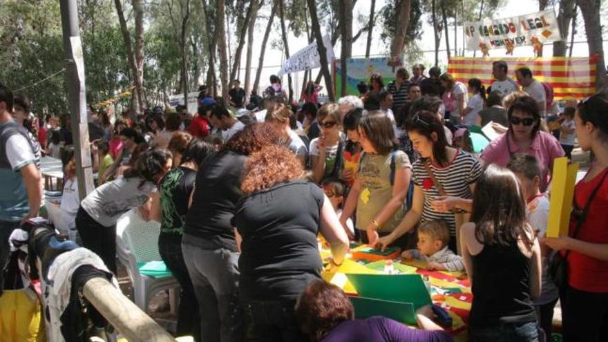 Miles de escolares y educadores de la comarca disfrutaron de las actividades del domingo.