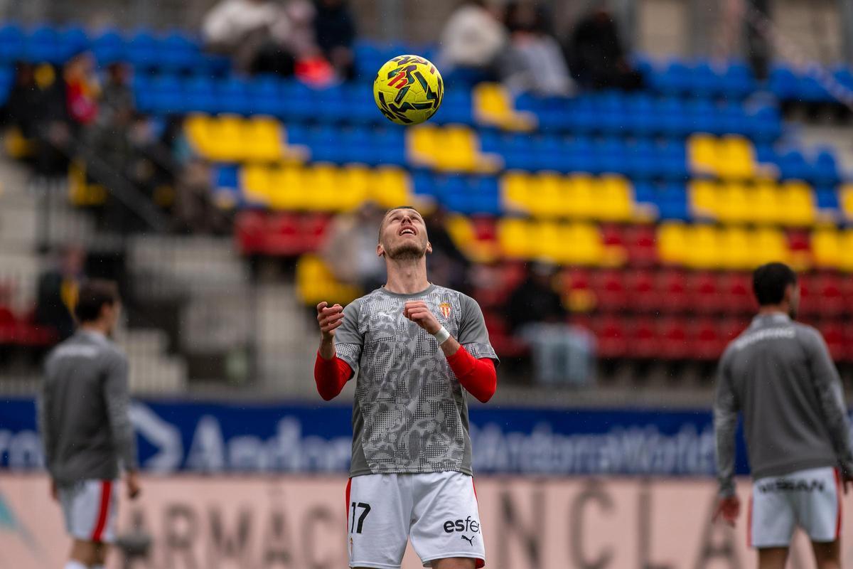 En imágenes: las fotos del partido entre el Andorra y el Sporting de Gijón