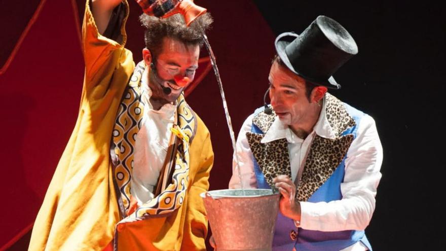 La Fira del Clown omple Vilanova de la Muga de pallassos, música, circ i teatre