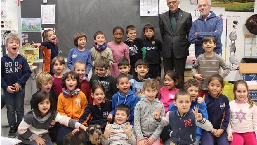 Més de 500 alumnes de primària de Girona aprendran a tenir cura de les mascotes amb el recurs &quot;En Xipi va a l&#039;escola&quot;