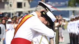 La princesa Leonor recibe la Gran Cruz del Mérito Naval con distintivo blanco
