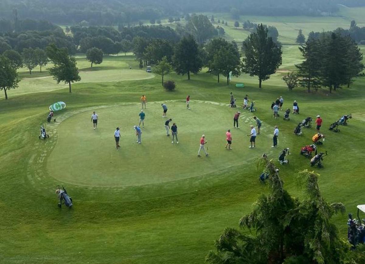 El Aravell Golf Open celebra este miércoles un Pro Am, previo al inicio de la competición este jueves