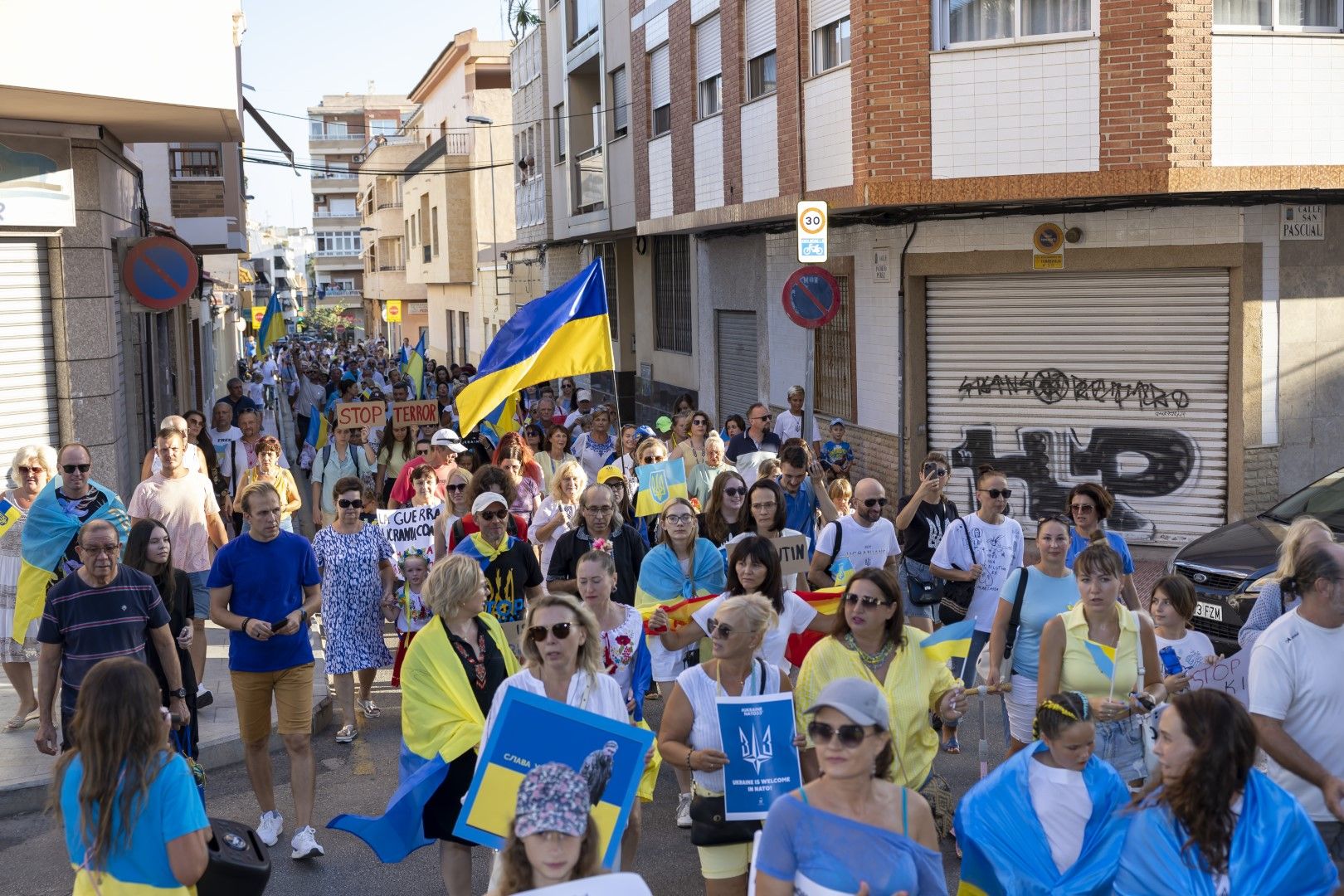 Celebración del aniversario de la independencia de Ucrania en las calles de Torrevieja y el Parque de las Naciones