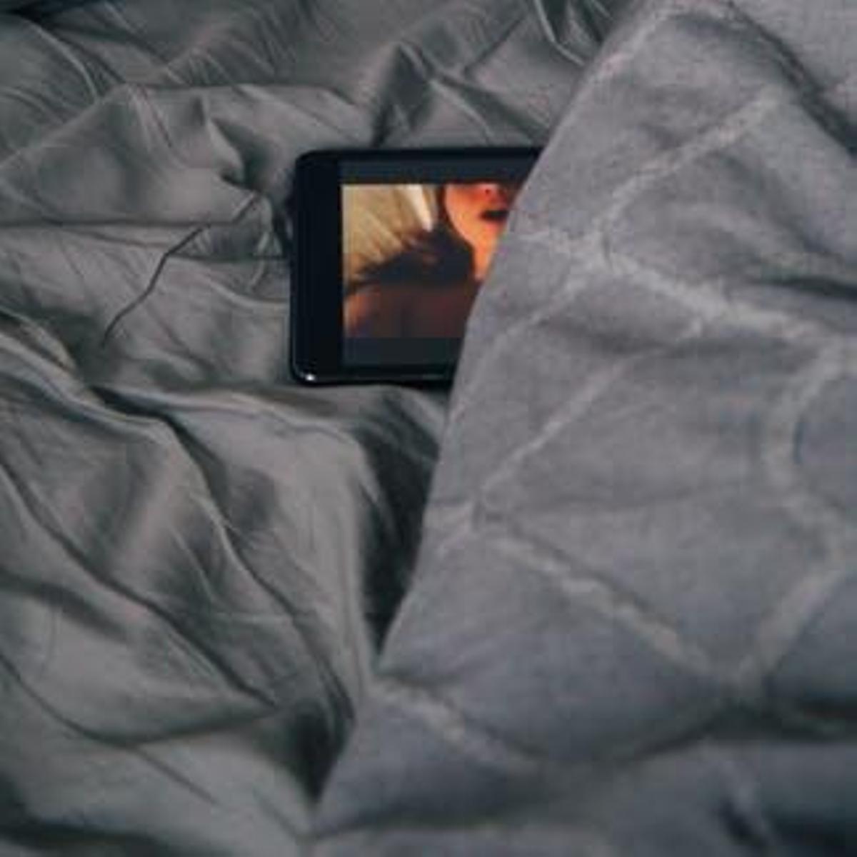 Ver porno infantiliza el cerebro