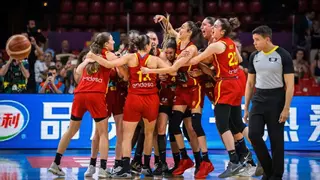 ¡La España de Mariona y Pueyo 'seca' el potente ataque francés y se mete en la gran final del Eurobasket!