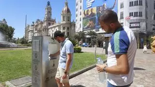 València abre diez refugios climáticos ante la primera "ola" de calor