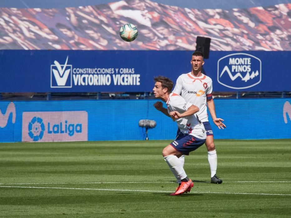 Las mejores imágenes del Osasuna - Celta. // Eduardo Sanz Nieto (LOF) | Villar López (EFE)