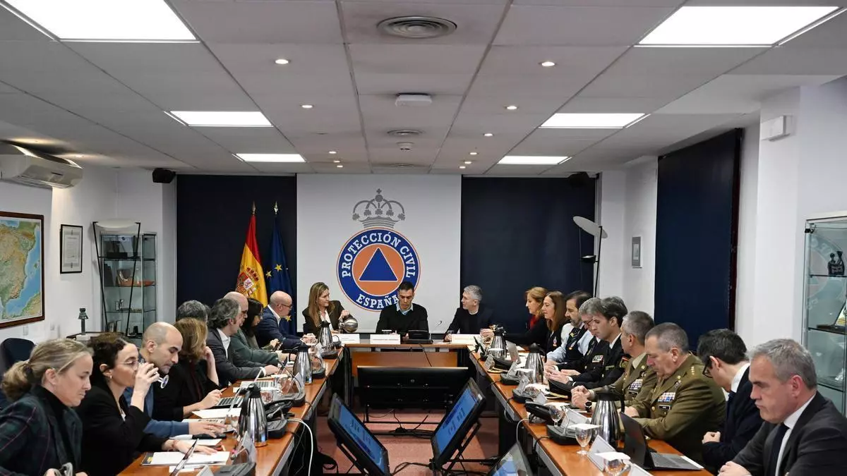 Sánchez preside la reunión para la valoración de riesgos provocados por las borrascas