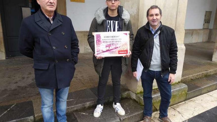 César Díaz, Adrián Borja Salazar y Carlos García Alcalde.