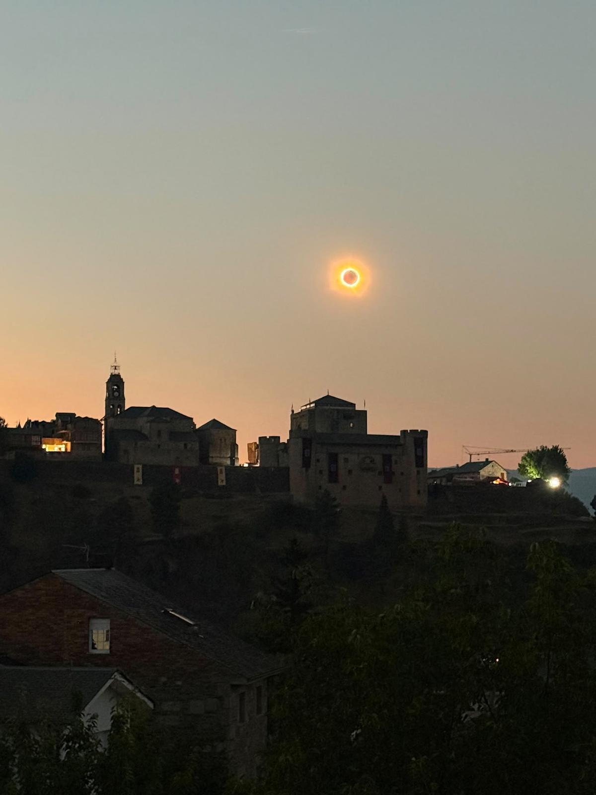 El eclipse en Puebla de Sanabria