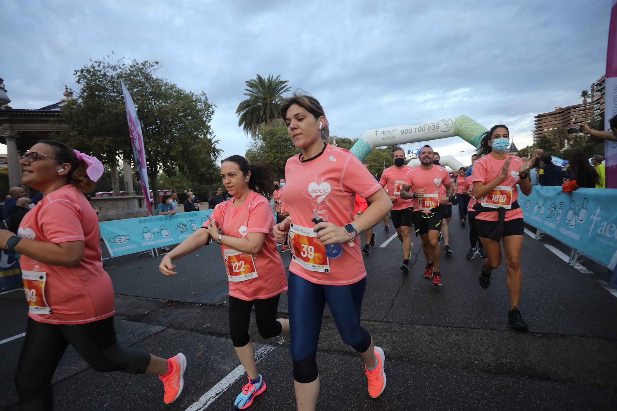 Búscate en la carrera contra el cáncer de València