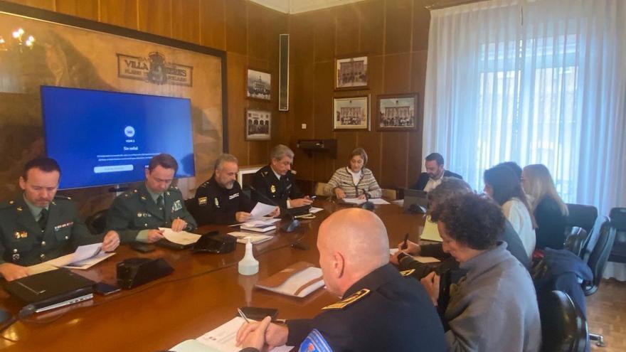 Participantes en la Junta Local de Seguridad.