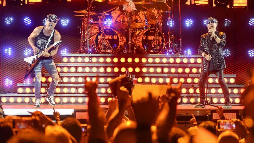 Scorpions, en su actuación de este martes en Sevilla.   | // RAÚL CARO