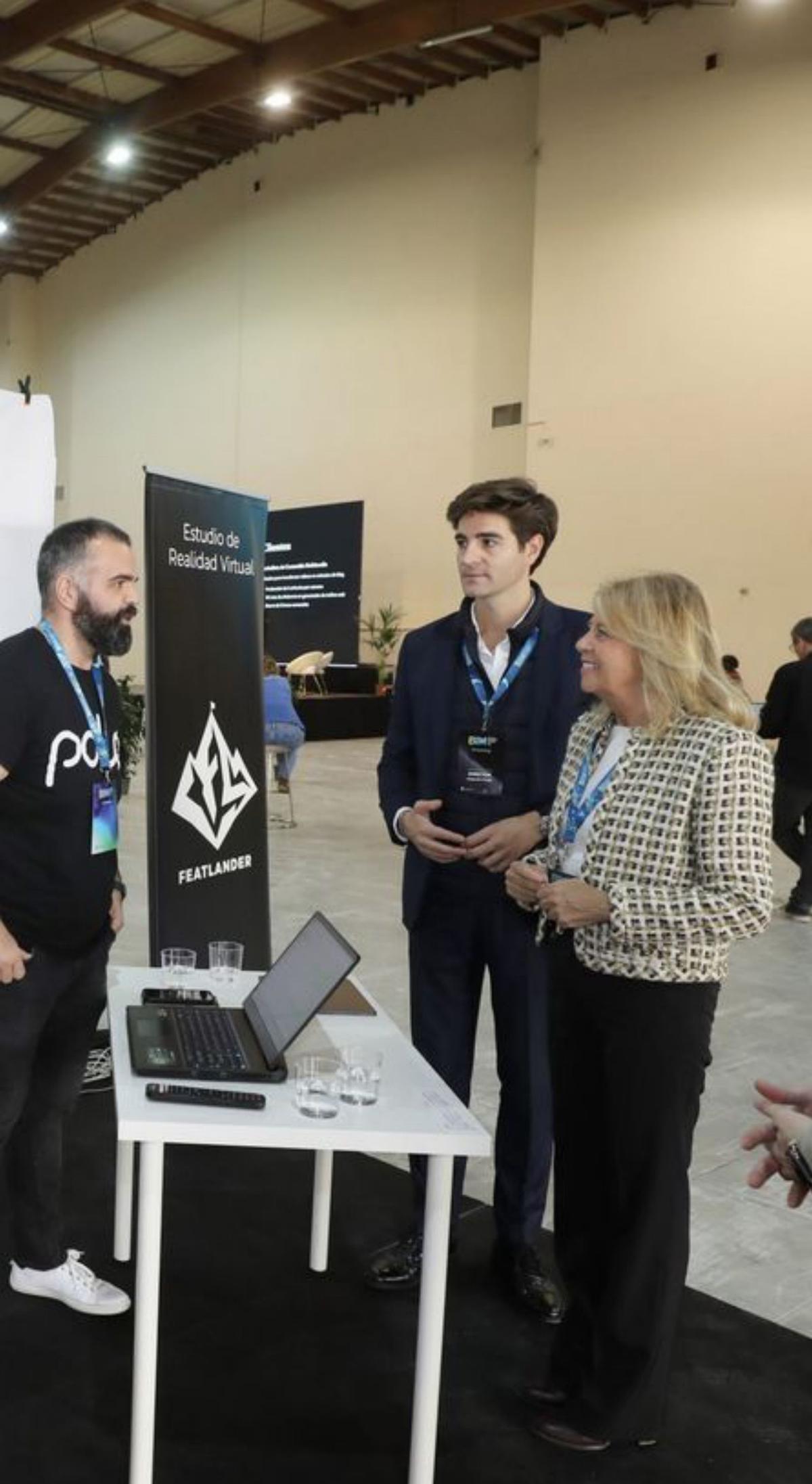 La alcaldesa inaugura la BIM. | L.O.