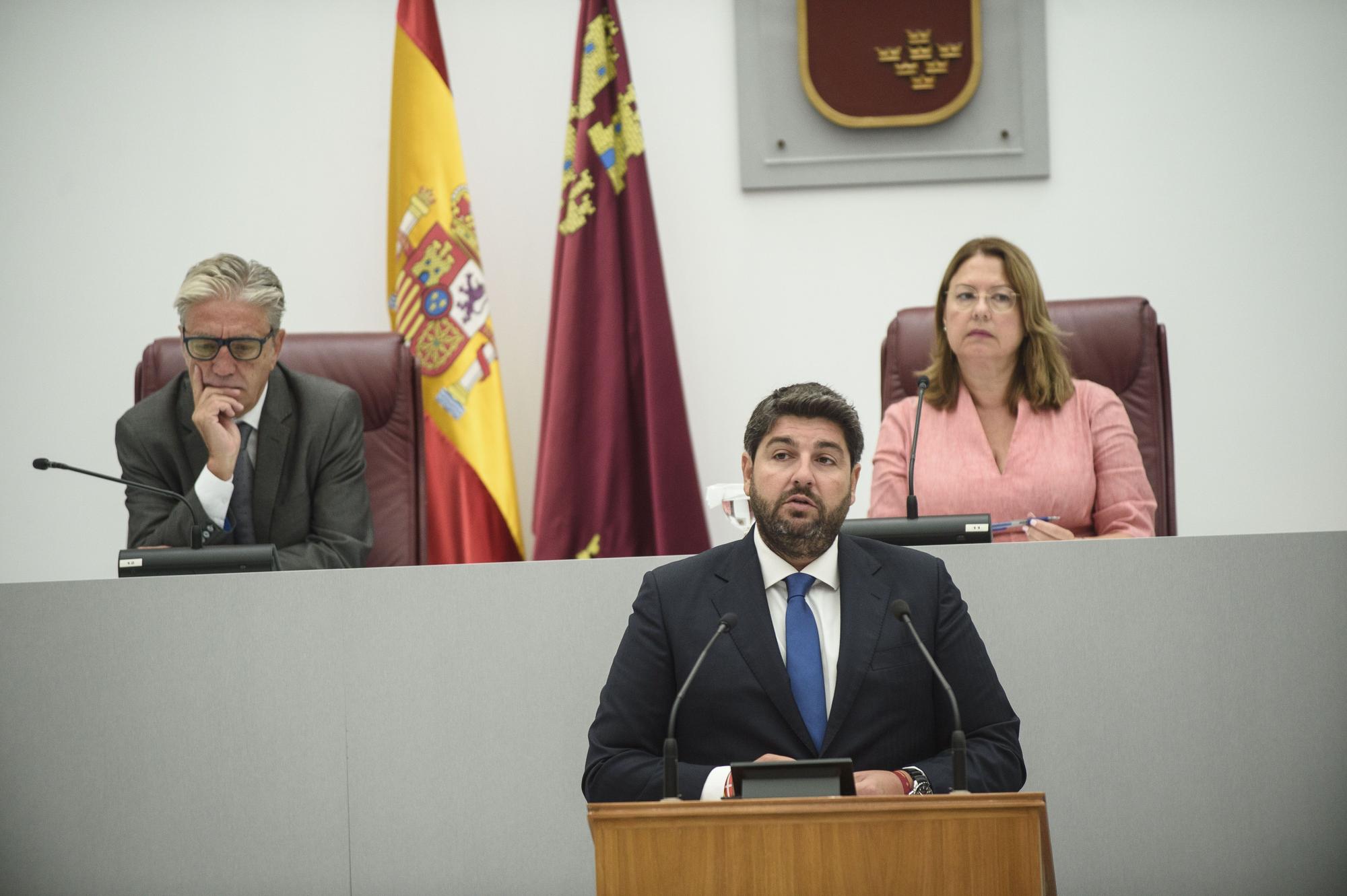 Primera sesión del segundo debate de investidura de López Miras en la Asamblea