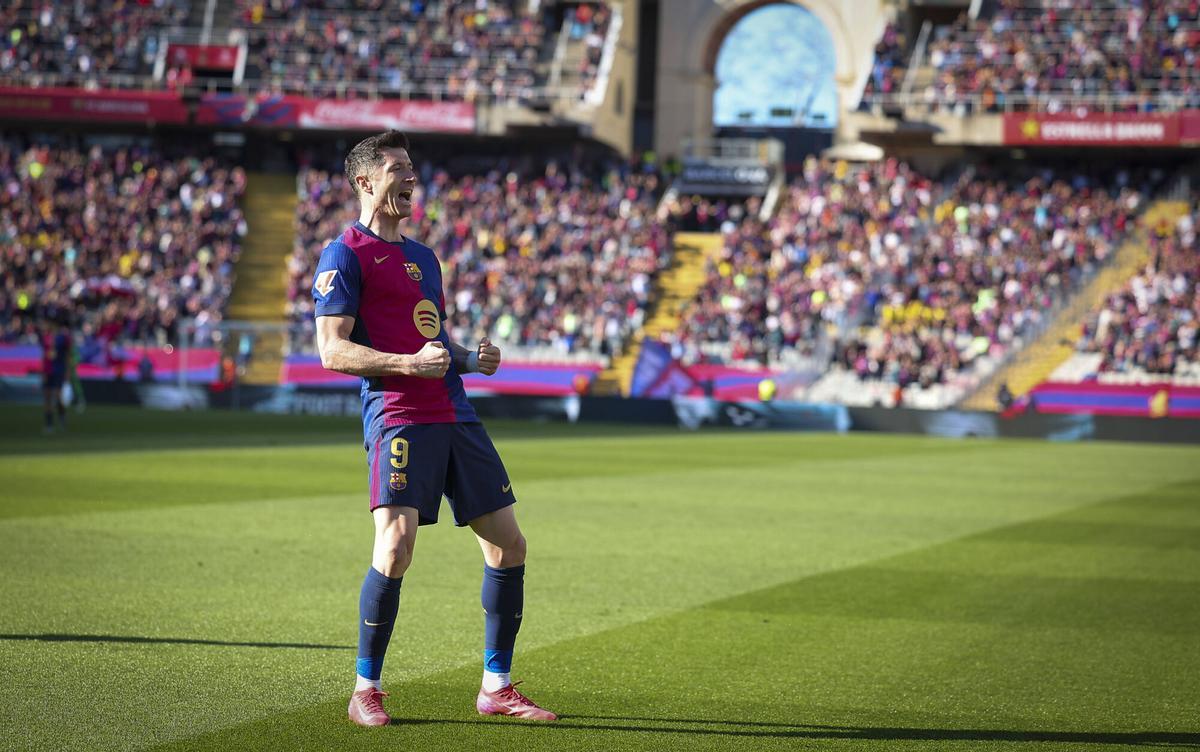 Lewandowski vuelve al once de Flick tras su suplencia en el Metropolitano