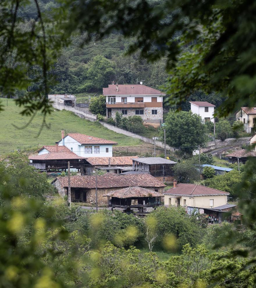 Asturianos en Grado, un recorrido por el municipio