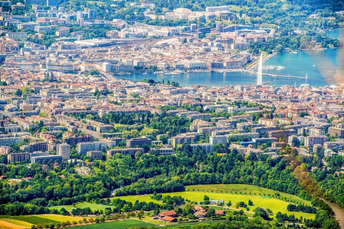 Vistas de Ginebra desde el Monte Salève