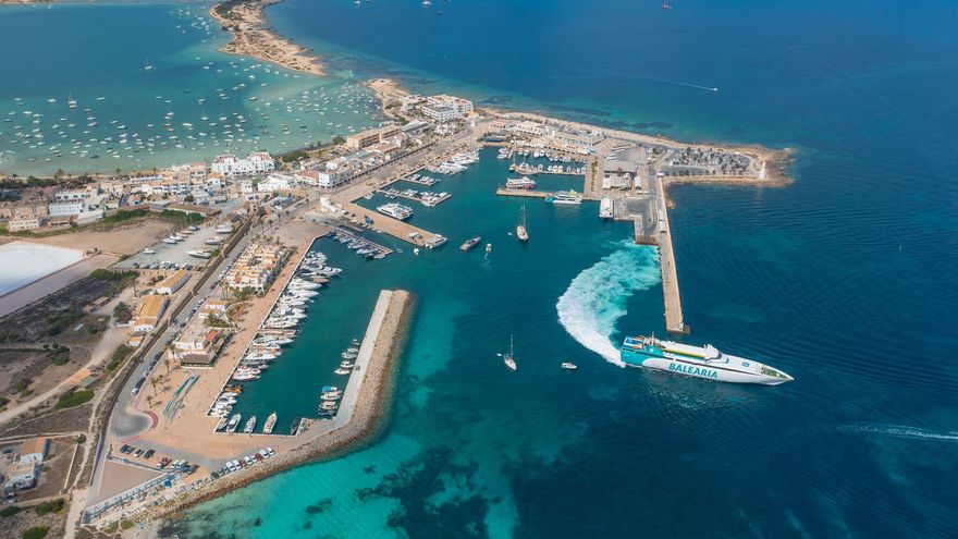 Luis: &quot;Pago 1.600 euros al mes por vivir en una especie gallinero en Formentera&quot;