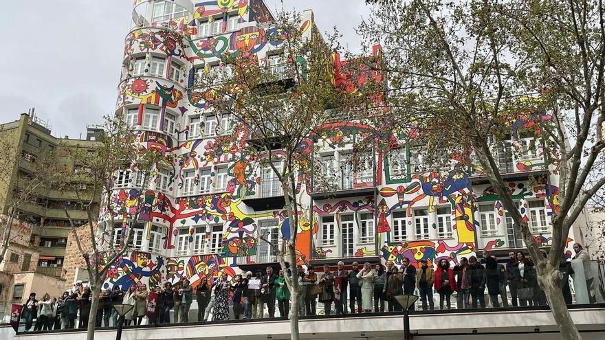 Breite Solidarität mit Mallorcas buntestem Hotel