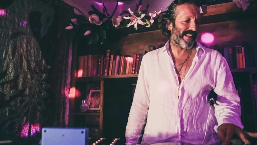 Un famoso dj saca un disco grabado en Ibiza para ayudar a las víctimas de los incendios de Los Ángeles