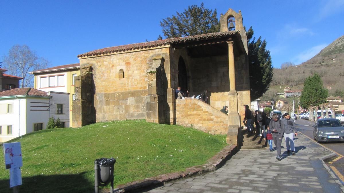 La capilla de la Santa Cruz, en Cangas de Onís.