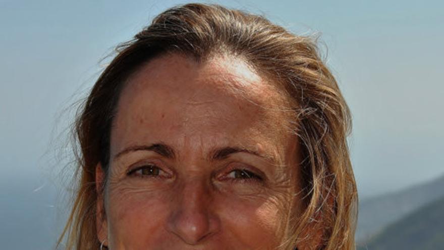 Irene Díez, ginecóloga: La incontinencia urinaria no se soluciona con compresas, hay que acudir al médico