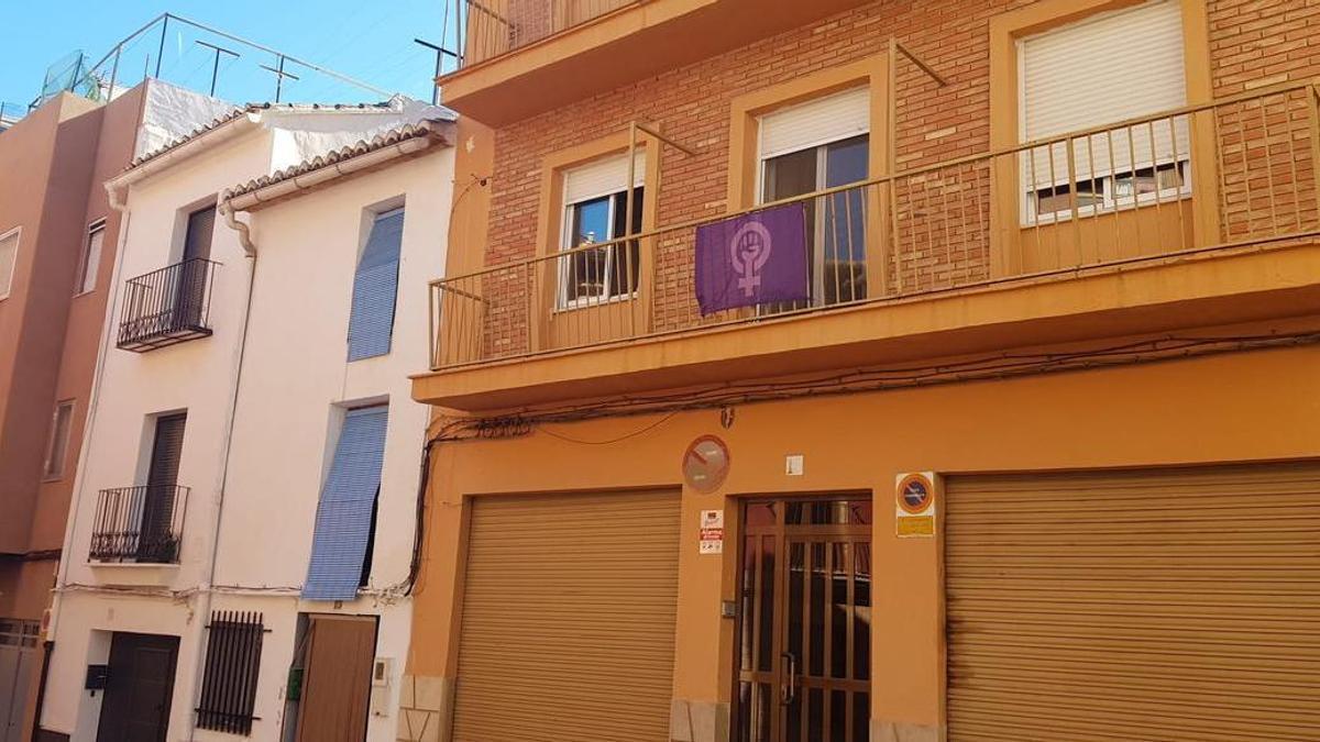 La reivindicación de la igualdad desde los balcones de Sagunt se diversifica