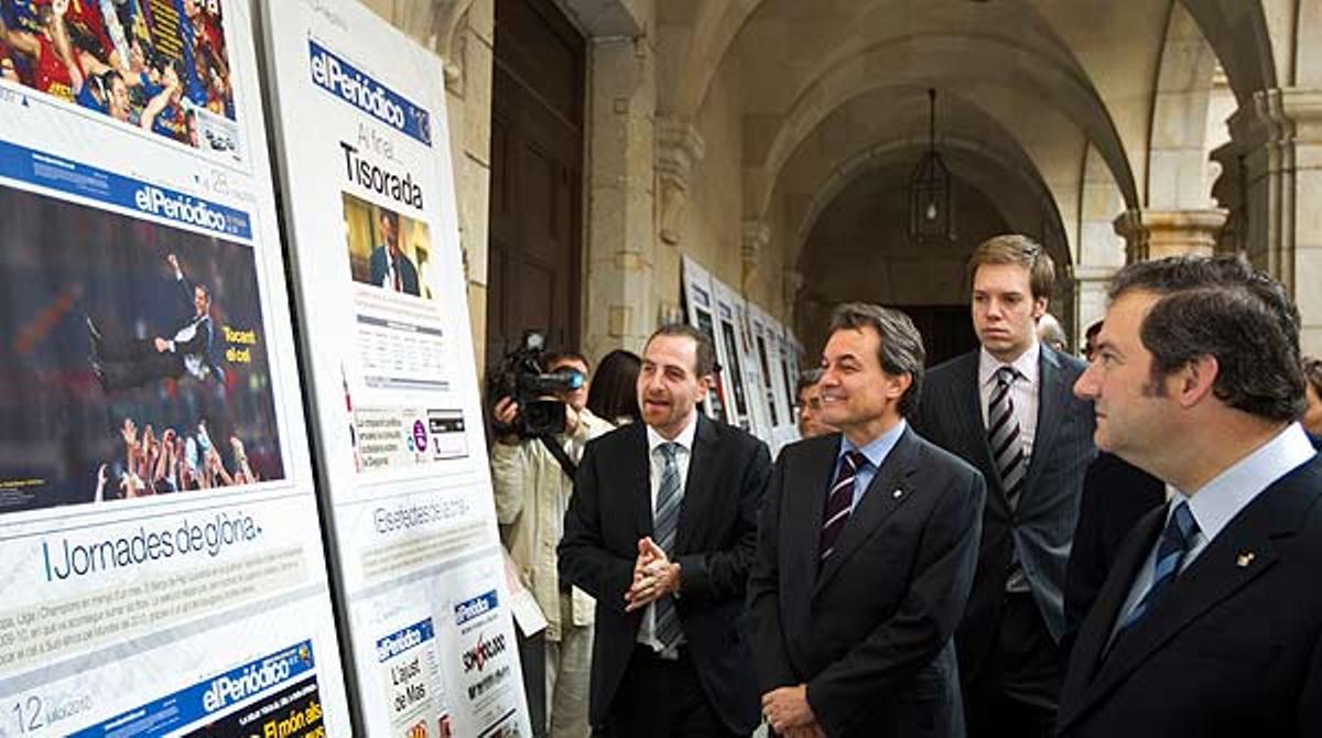 El president de la Generalitat, Artur Mas, ha inaugurat l’exposició amb motiu dels 5.000 números de l’edició catalana d’’El Periódico’.