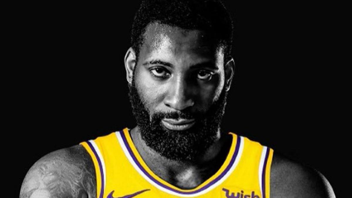 Drummond, con la camiseta de los Lakers.