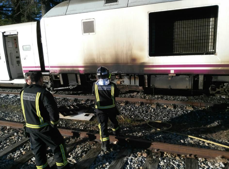 Incendio en un Alvia en Puebla de Sanabria