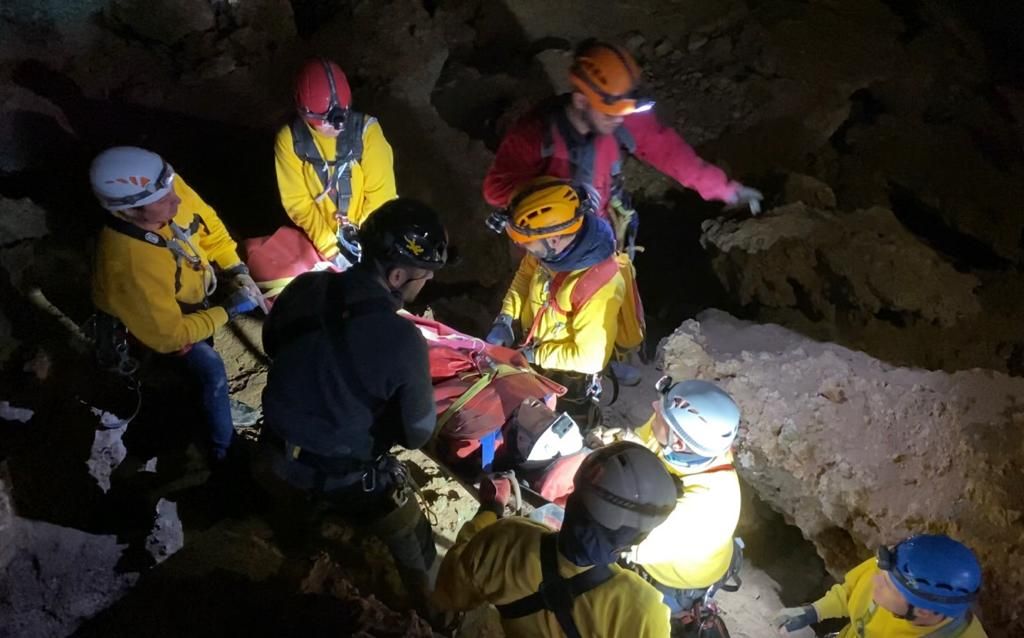 Preparados para rescates en cuevas de Ibiza y Formentera