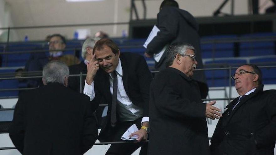 Francesc Arnau estuvo ayer ya en el palco de La Rosaleda.