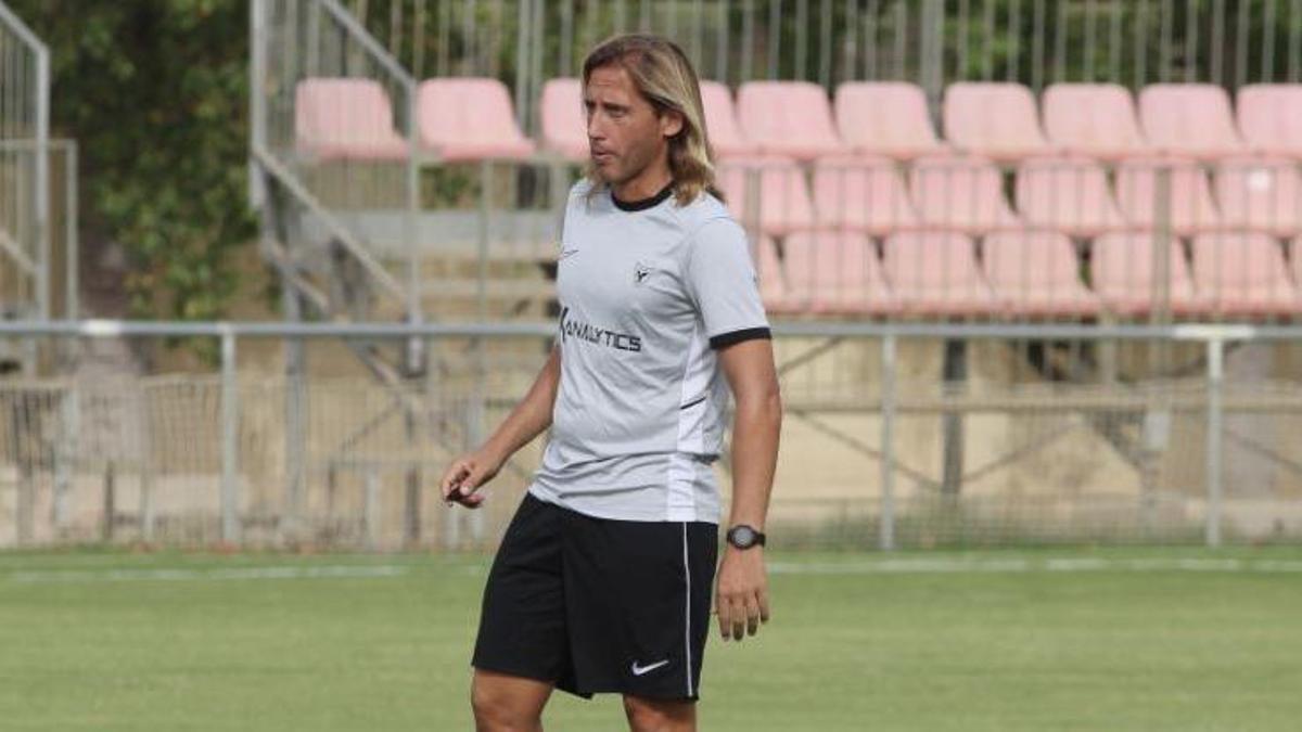 Checa durante el entrenamiento del viernes