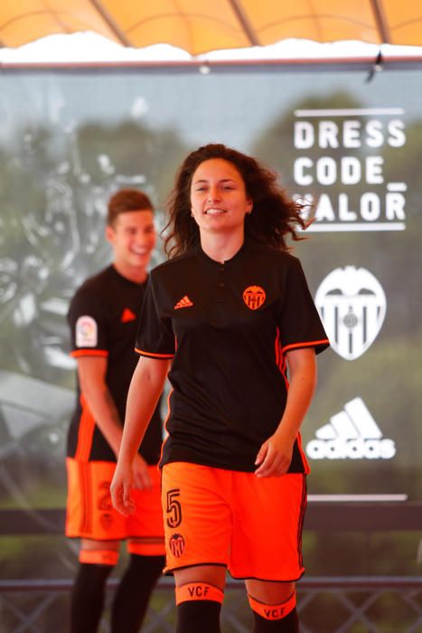 Las nuevas camisetas del Valencia CF 2016/17