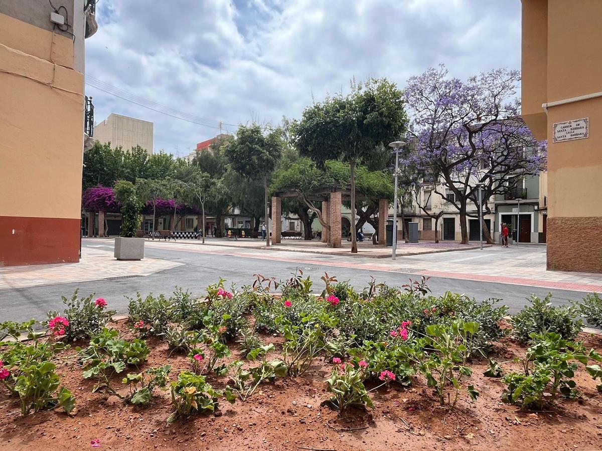 Imagen de la plaza Isabel la Católica de Castelló.