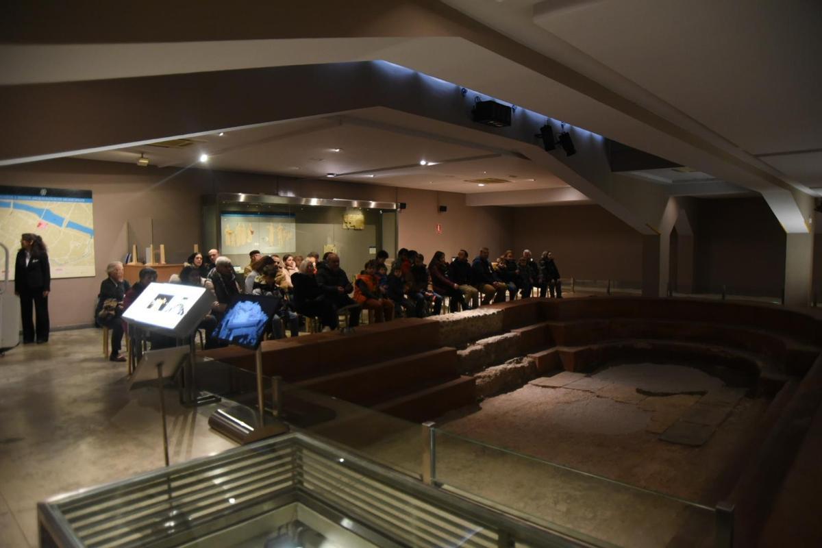 En imágenes | Gran ambiente en los museos de Zaragoza por San Valero