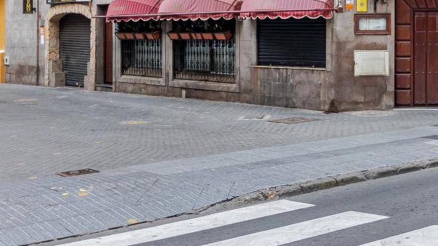 La agresión se produjo en la calle Secretario Artiles, esquina con Nicolás Estévanez