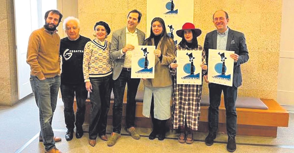 La historia de Sargadelos salta al Salón Teatro