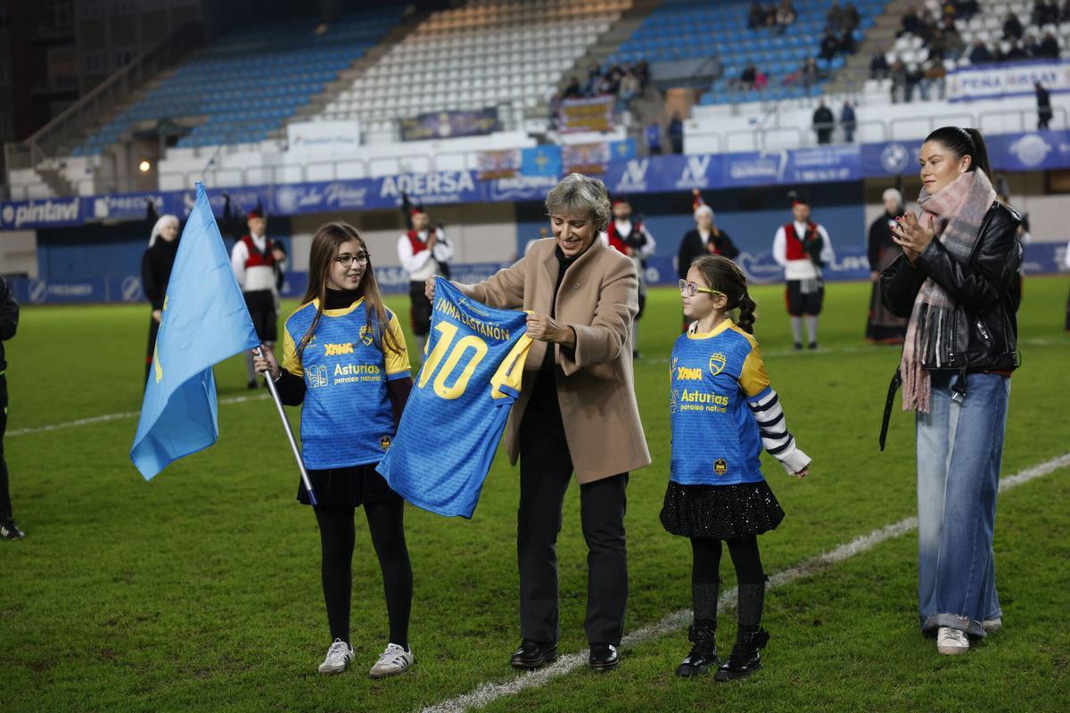 EN IMÁGENES: Así fue el debut de Asturias ante Navarra en un partido de fútbol femenino histórico en el Suárez Puerta