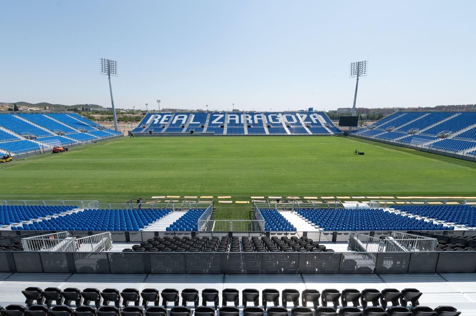En imágenes | Así está el Ibercaja Estadio a pocos días de su inauguración en un amistoso