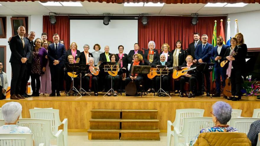 La Agrupación Santa Cecilia recibe la Medalla de Oro