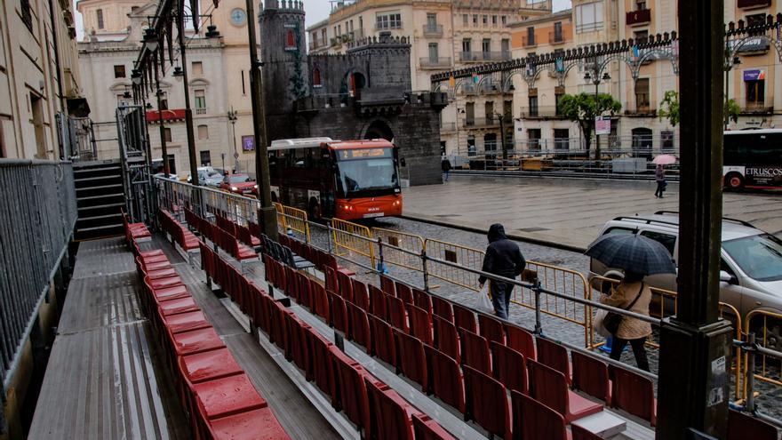 Alcoy habilita dos líneas de bus lanzadera para las Entradas