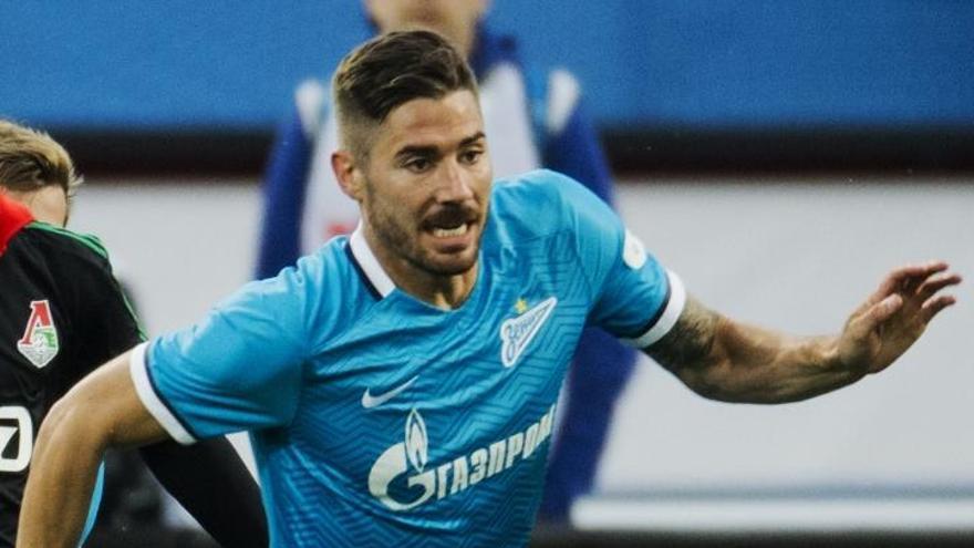 Javi García, centrocampista del Zenit