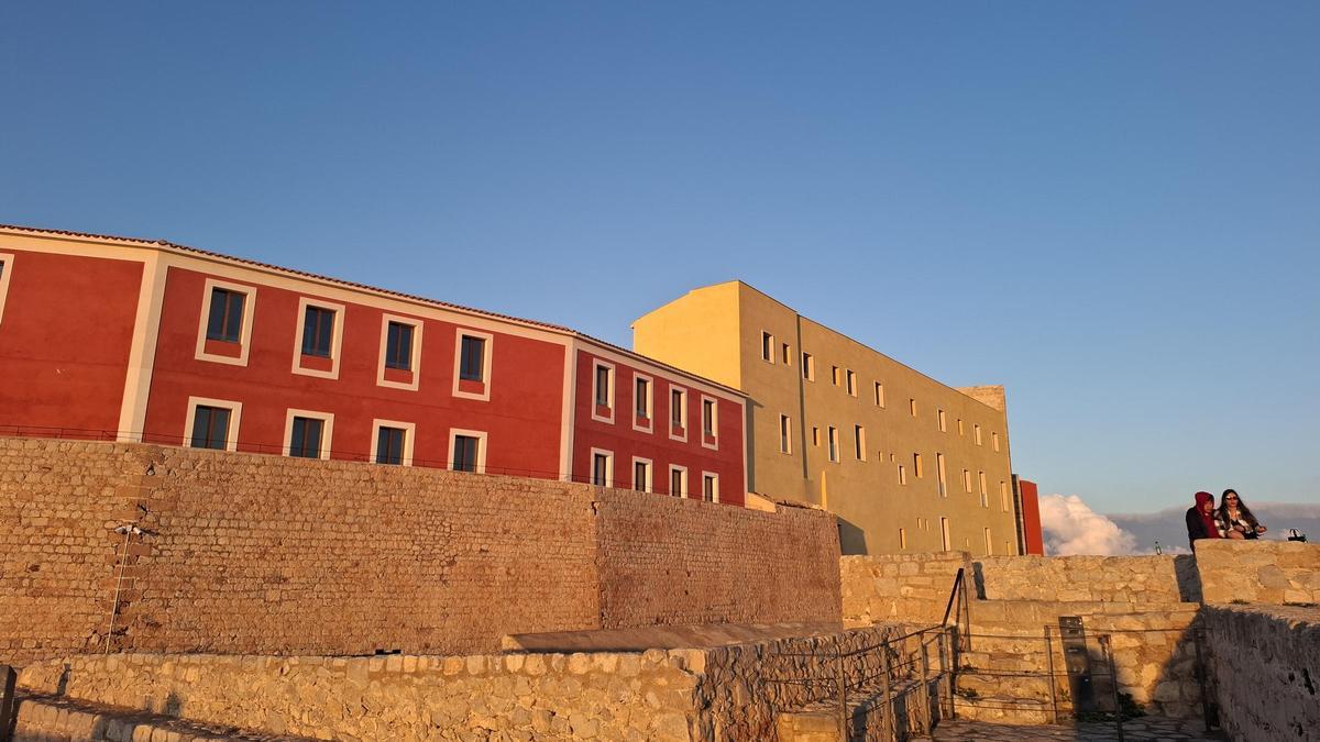 Vista parcial del Parador de Dalt Vila.