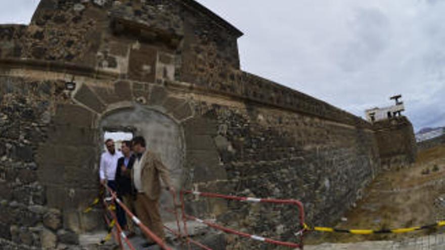 Urbanismo rehabilitará el Castillo de San Francisco