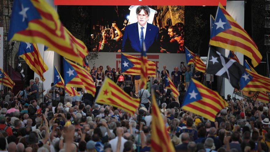 Puigdemont reivindica el espíritu del 1-O: &quot;Hoy las cosas han empezado a cambiar&quot;